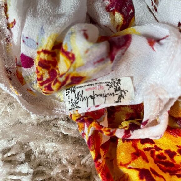 Free People Tank Top - Floral with Lace. Size Small - Picture 2 of 3